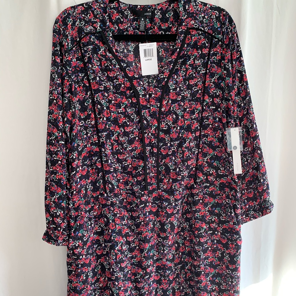 AQUA Navy Floral Shift Dress